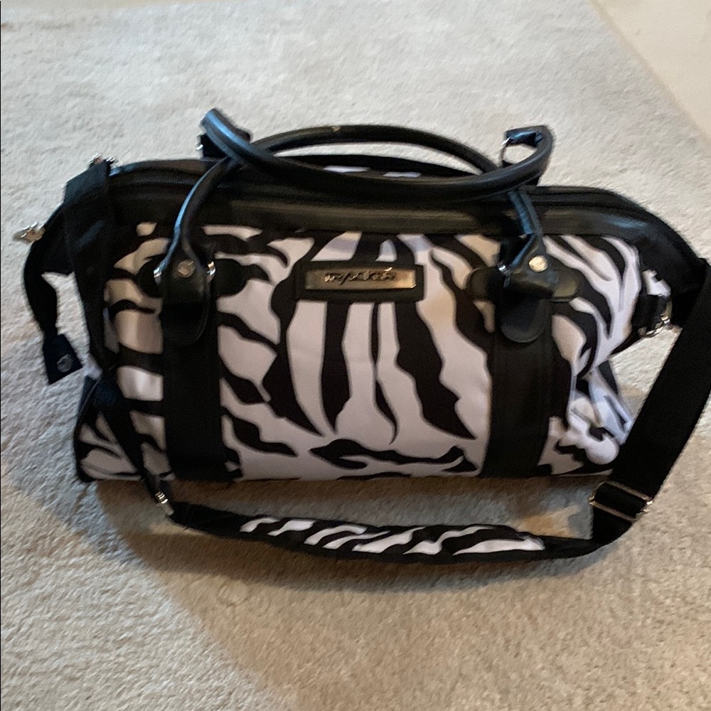 Black and White Zebra Print Travel Bag with Sturdy Straps
